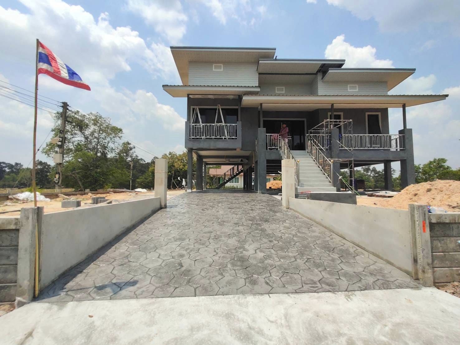 คอนกรีตพิมพ์ลาย สุรินทร์ 80 ตรม